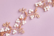 Load image into Gallery viewer, Twiggy Hair Vine