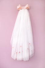 Load image into Gallery viewer, Anna Blair Bow Veil
