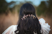 Load image into Gallery viewer, Twiggy Hair Vine