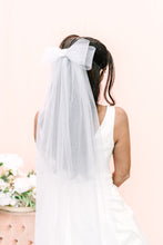 Load image into Gallery viewer, Annaliese Bow Veil - Elbow Length
