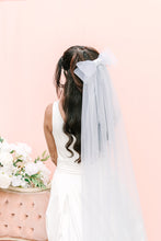 Load image into Gallery viewer, Annaliese Bow Veil - Elbow Length
