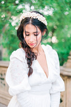 Load image into Gallery viewer, Penelope Pearl Head Crown
