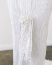 Load image into Gallery viewer, Jasmine Beaded Bag

