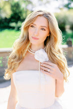Load image into Gallery viewer, Fleur Pearl Necklace
