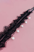 Load image into Gallery viewer, Cherie Choker
