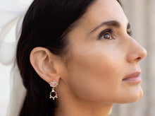 Load image into Gallery viewer, Elizabeth Earrings
