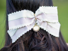 Load image into Gallery viewer, Hepburn Bow
