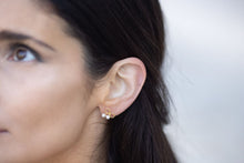 Load image into Gallery viewer, Betsy bow earrings
